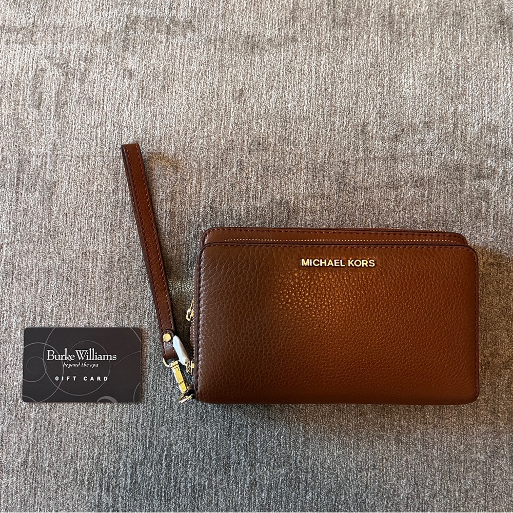 Michael Kors multi-pocket brown wallet